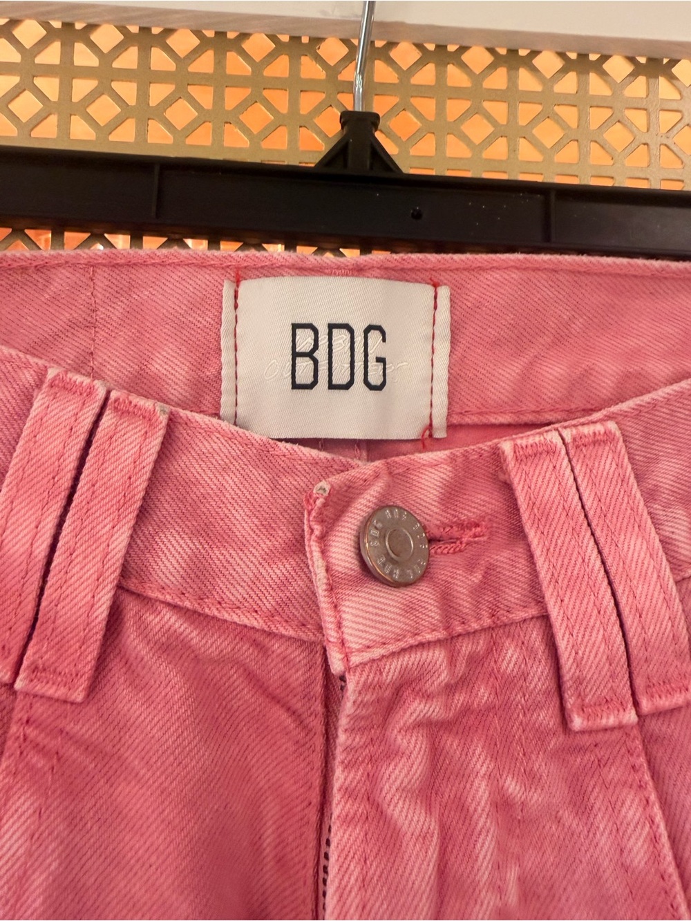 BDG Pink Straight-Leg Cowboy Jeans! Size 25! EUC! - Picture 2 of 5